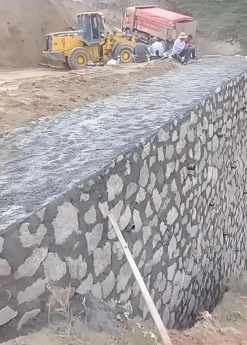 焦作马村区边坡加固